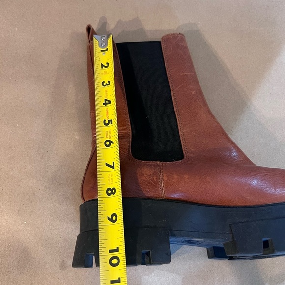 Gianni Bini Down-Town Brown Genuine Leather Chlesea Sole Platform Boots US 10 M - Picture 10 of 12